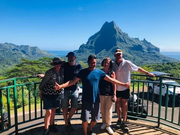 Safari Tropical Tours à Moorea - belvédère